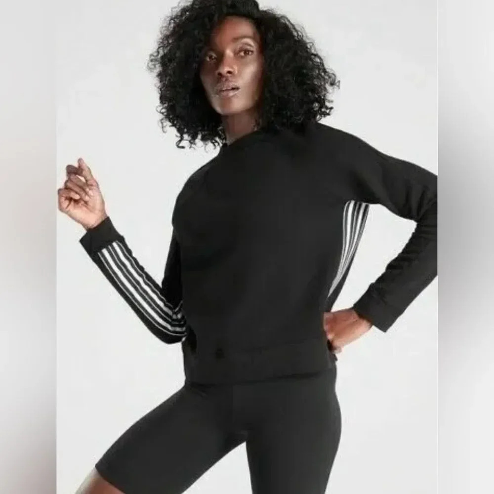 Athleta 24/7 Striped Crew Sweatshirt Black. Small.
